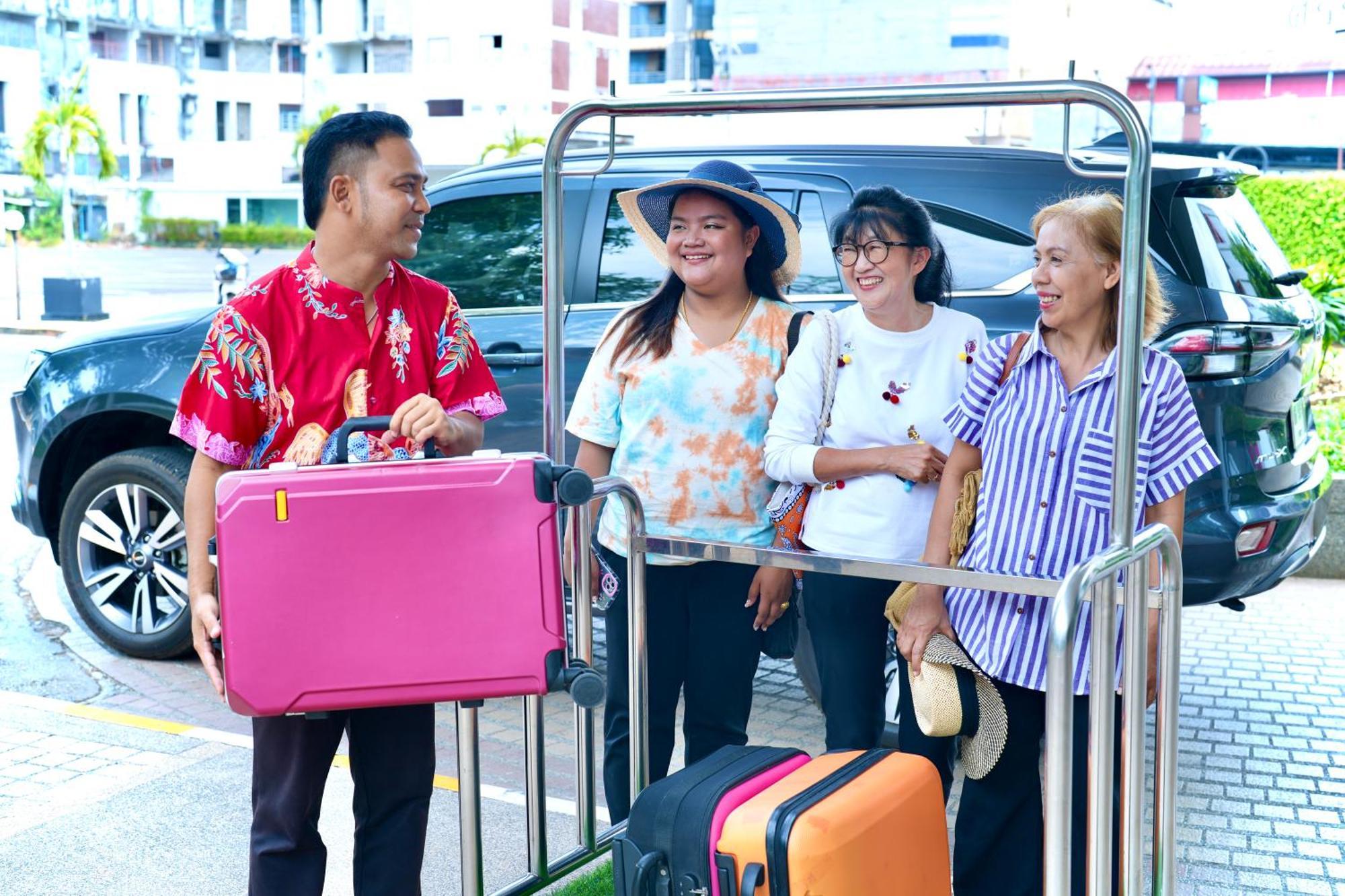 A-Te Chumphon Hotel - Sha Plus Dış mekan fotoğraf