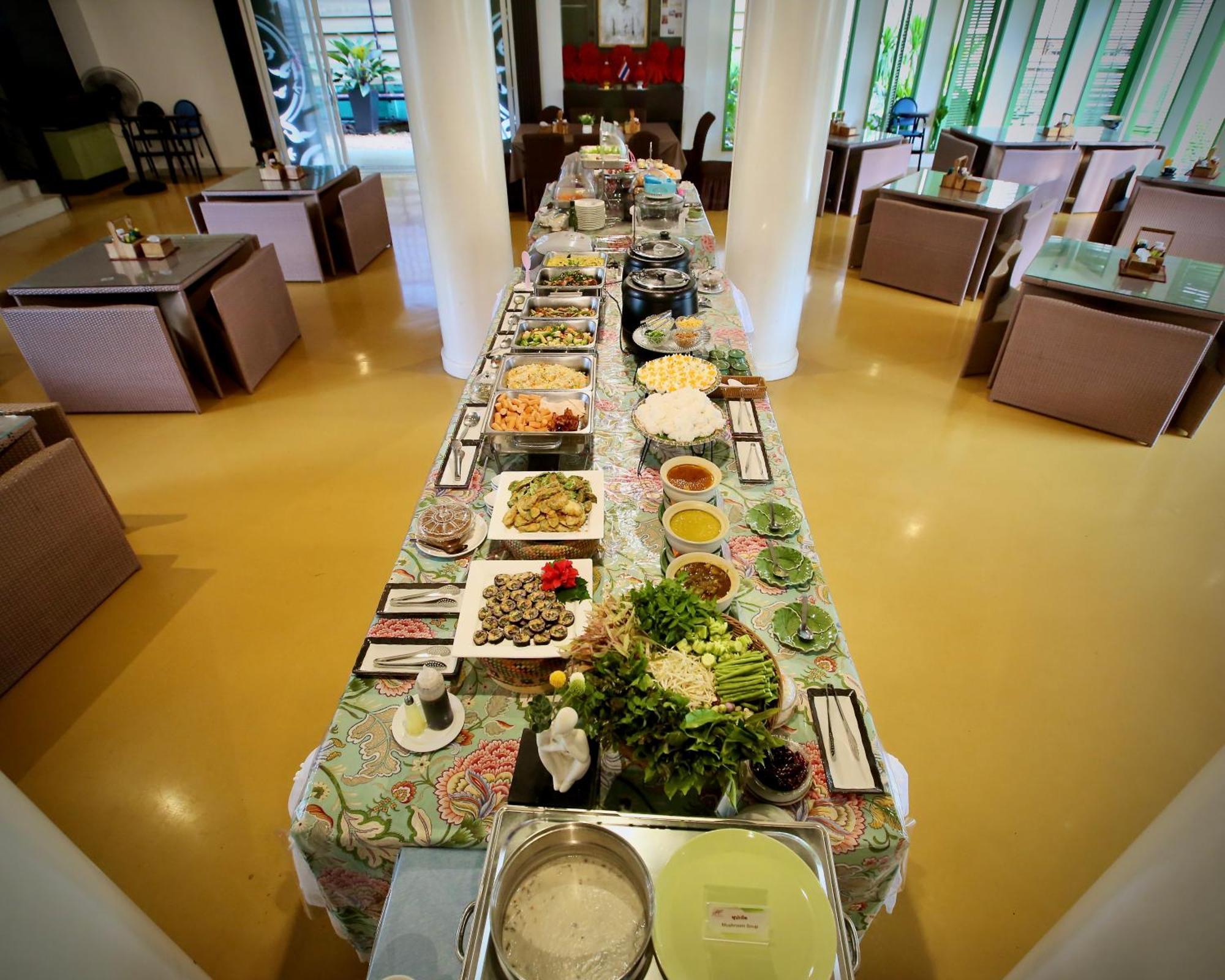 A-Te Chumphon Hotel - Sha Plus Dış mekan fotoğraf